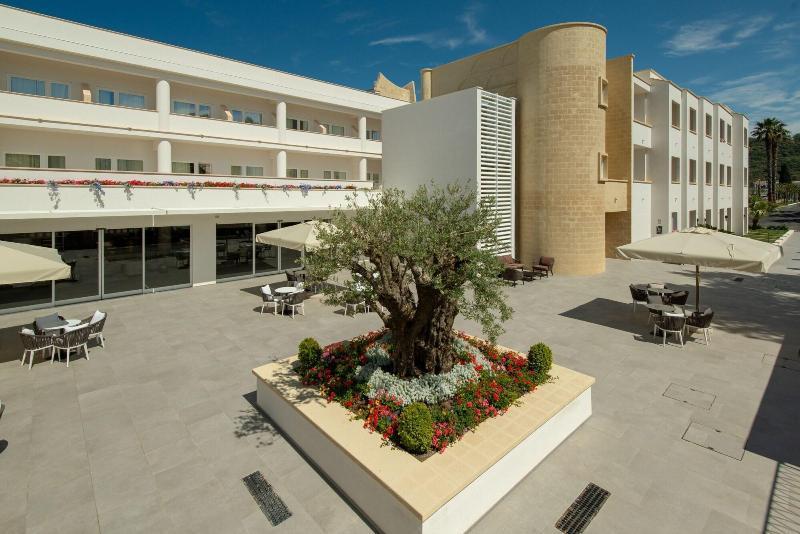 קמפופליצ'ה די רוצ'לה Mangia'S Himera Resort מראה חיצוני תמונה