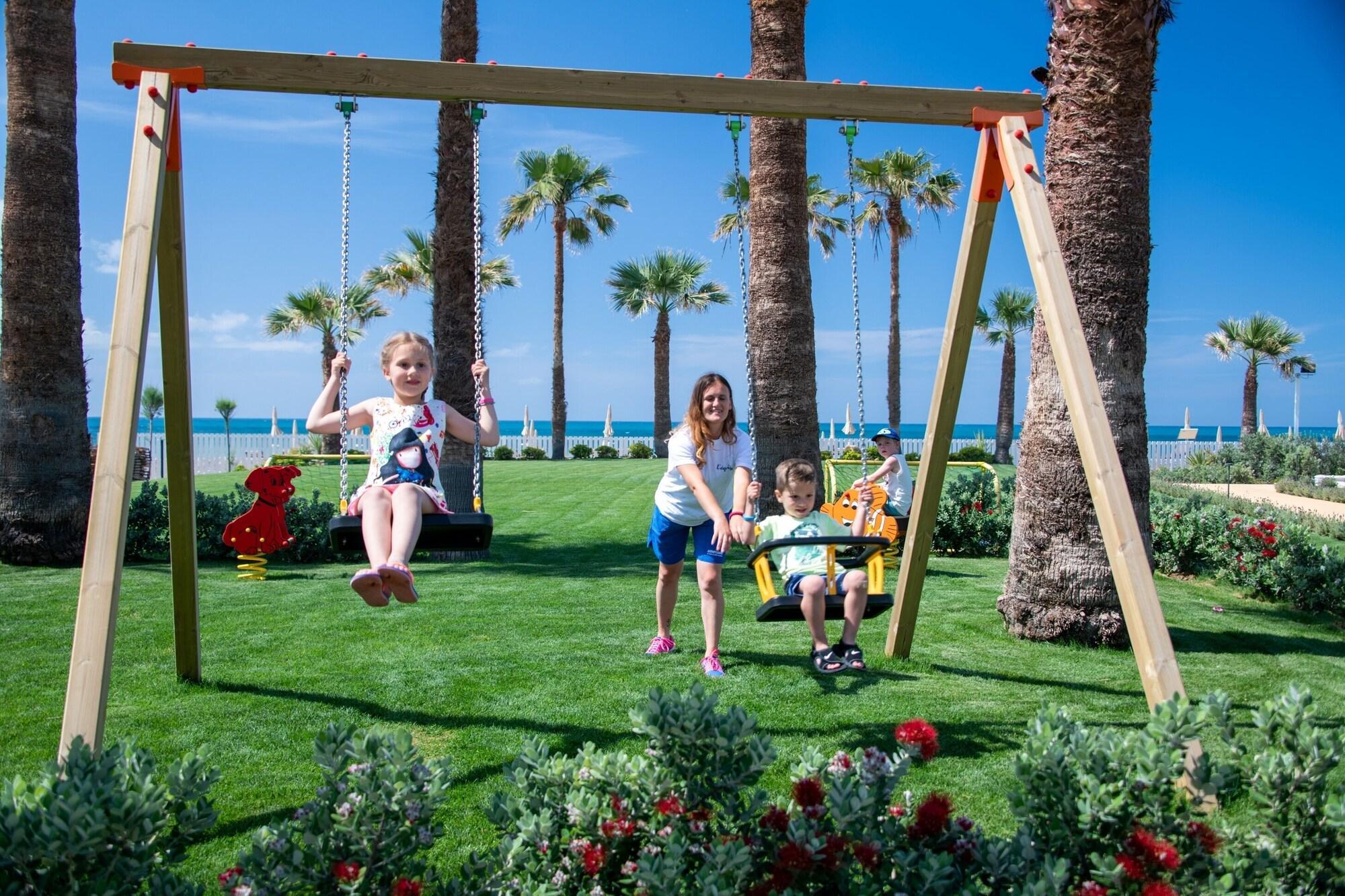 קמפופליצ'ה די רוצ'לה Mangia'S Himera Resort מראה חיצוני תמונה