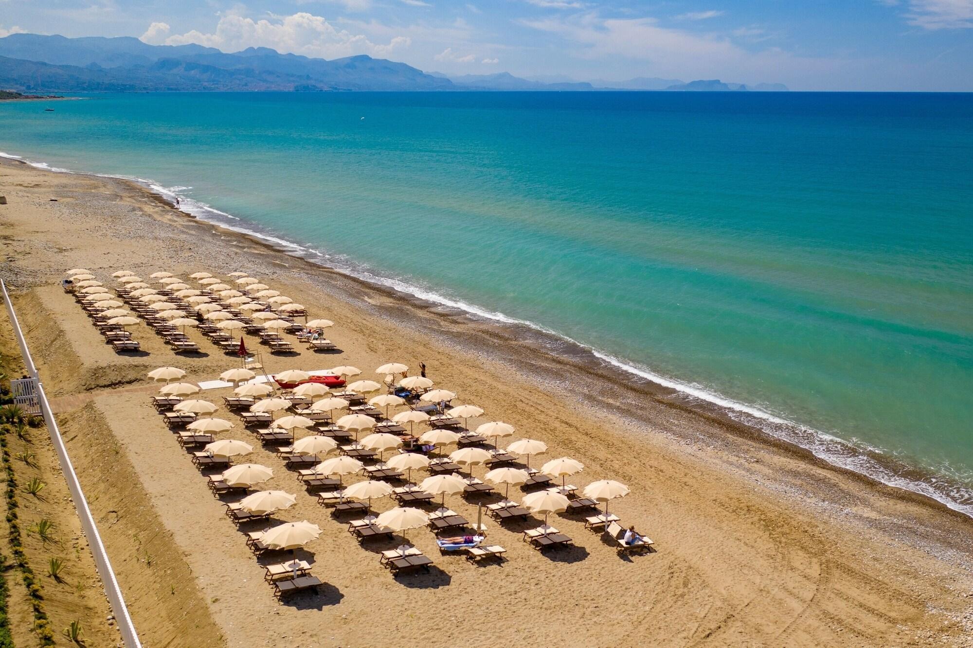קמפופליצ'ה די רוצ'לה Mangia'S Himera Resort מראה חיצוני תמונה
